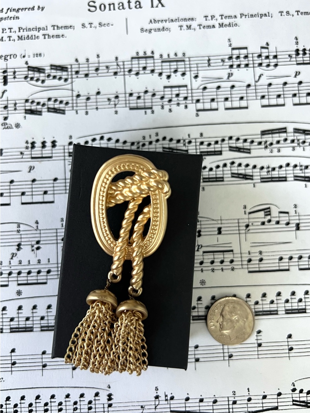NEW-Classic Gold Rope Tassel Brooch – Women Jewelry